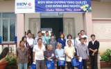 BIDV - Chi nhánh Bình Dương: Tặng quà Tết cho đồng bào nghèo