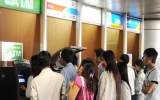 ATM dịp Tết: Vừa rút tiền vừa run
