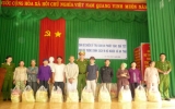 Tặng 150 phần quà cho gia đình chính sách, người nghèo huyện Phú Giáo