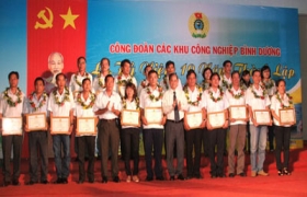 Công đoàn các khu công nghiệp Bình Dương kỷ niệm 10 năm thành lập