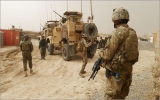 Afghanistan nổi giận, Mỹ xem xét rút quân