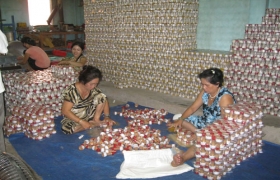 Đi lên từ những hũ muối nhỏ