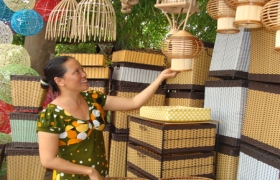 Mây, tre xuống phố