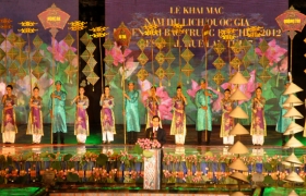 丰富多彩的越南2012年顺化节正式开始
