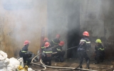 Đà Nẵng: Cháy kho hàng, hàng trăm hộ dân hoảng loạn