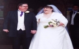 Cô dâu và chú rể “bự” nhất nước Anh