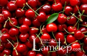 Da mịn láng với mặt nạ cherry