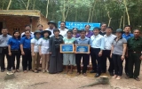 200 gifts and 5 unity houses presented to the poor in Phu Giao