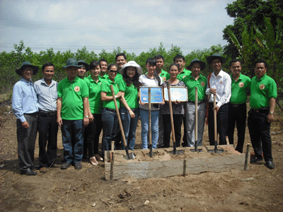 Khởi công xây dựng nhà nhân ái