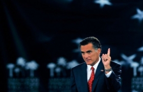Romney accepts Republican nod with jobs pitch