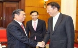 Party leader welcomes  Singaporean guest