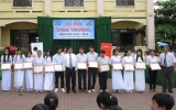 Scholarships awarded to poor-but-excellent pupils