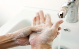 Rửa tay bằng xà phòng giúp giảm tỷ lệ tử vong ở trẻ