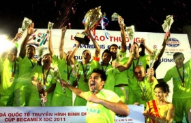 2012 BTV杯足球赛新闻发布会：平阳报社是该比赛的媒体赞助单位