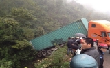 17 người thương vong trong tai nạn ở đèo Kéo Pựt
