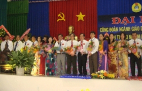 Công đoàn ngành giáo dục tỉnh tổ chức đại hội nhiệm kỳ 2013-2018
