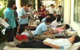 Hội Chữ thập đỏ huyện Bến Cát tổ chức hiến máu nhân đạo đợt 5 năm 2012