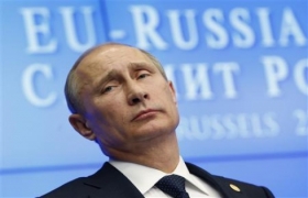 Putin visits India, eyes arms sales, trade and political ties