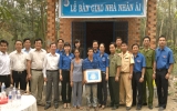 Đoàn Thanh niên Công an tỉnh - Đoàn khối Doanh nghiệp tổ chức tặng nhà nhân ái tại xã Bình Mỹ (Tân Uyên)