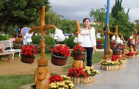Du xuân Quý Tỵ 2013: Ấn tượng và hấp dẫn