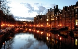 Amsterdam Đi qua những con kênh di sản thế giới