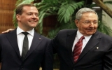 Thủ tướng Nga Medvedev gặp Fidel Castro tại Cuba