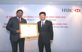 HSBC nhận bằng khen của Thủ tướng Chính phủ