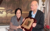 Vietnamese French professor receives Phan Chau Trinh Award