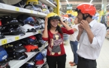 Siêu thị Big C triển khai chương trình “Đổi mũ bảo hiểm cũ - mua mũ mới”