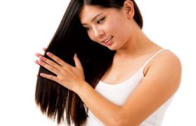 Xử lý tóc khô, giòn