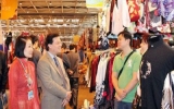 Các sản phẩm Việt Nam hút khách tại Hội chợ Paris