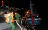 Cứu thành công 7 ngư dân gặp nạn ở biển Cửa Đại