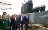 Thủ tướng thị sát tàu ngầm Kilo 636 mang tên Hà Nội
