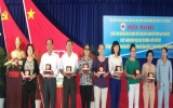 Provincial Red Cross Society donates gifts to poor ethnic minority people in Gia Lai