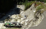 Xe bus rơi xuống sông ở Peru, 30 người thiệt mạng