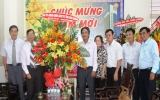 Member of Standing Affairs, Head of Provincial Party Committee Communication and Education to Binh Duong Newspaper staffs and journalists: Stay firm