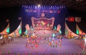 2013年第五届东南亚学生运动会开幕