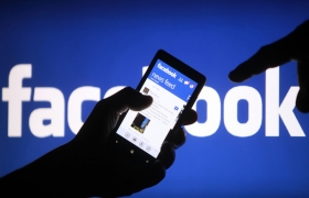 Google, Facebook mạnh tay quét sex