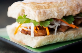 Bánh mì kẹp thịt