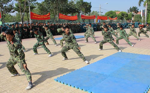 Lực lượng vũ trang tỉnh:  Với phong trào thi đua quyết thắng