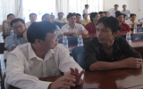 省领导干部团与宜安市劳动工人和基层工会干部对话