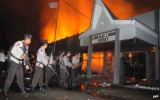 Indonesia: Phóng hỏa nhà tù, 150 tù nhân vượt ngục
