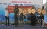 Lễ khai mạc triển lãm ATGT phường Chánh Nghĩa năm 2013 và ra mắt tổ tự quản TTĐT - ATGT tại siêu thị Coop Mart Bình Dương