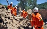 Trung Quốc nâng mức ứng phó sau vụ động đất kép