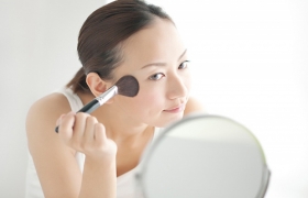 Kiểm soát dầu cho da đỡ mụn ngày hè