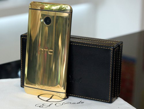 HTC-One-gold-17.jpg