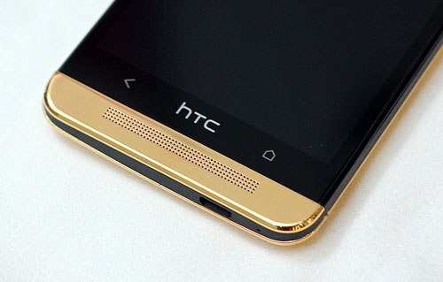 HTC-One-gold-2.jpg