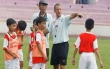 French coach leads U19 Vietnam football team