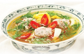 Canh chả mực thì là