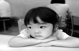 Giúp con trẻ vượt qua biến cố ly hôn